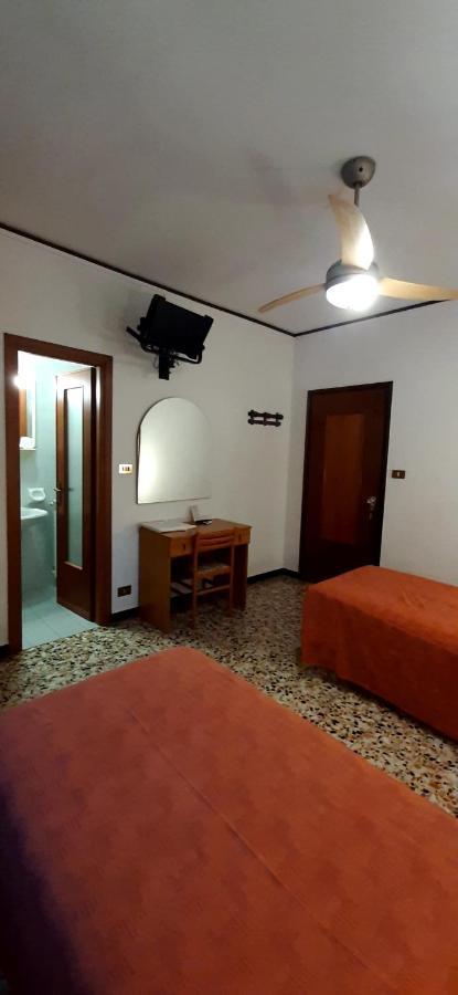 Hotel Isolabella Bussoleno Eksteriør billede