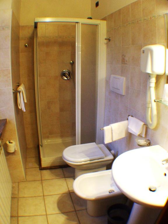 Hotel Isolabella Bussoleno Eksteriør billede