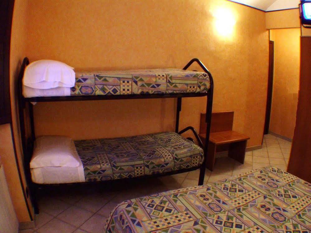 Hotel Isolabella Bussoleno Eksteriør billede